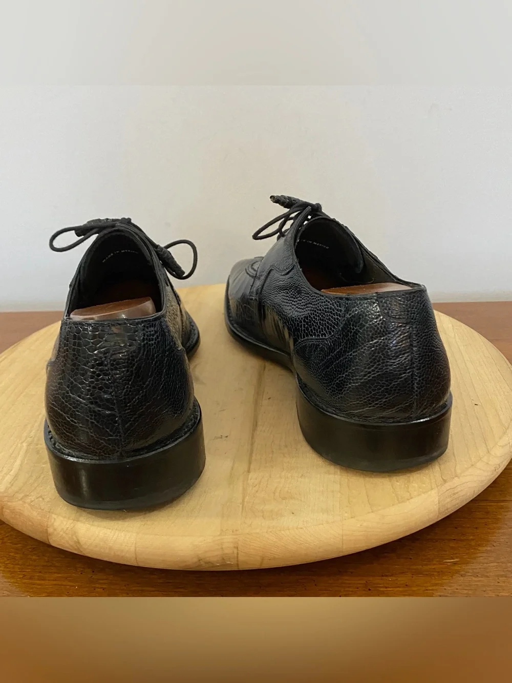 Mezlan gently used